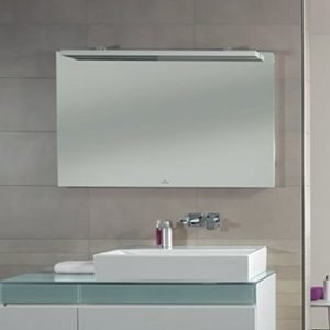 Peili LED-valaistuksella 12.4W/IP 44 Villeroy & Boch Memento C304 1200x750x50/170 mm lakattu mattavalkoinen