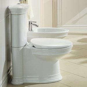 WC-istuin Ceramicplus-pinnoitteella Villeroy & Boch Amadea 7695 365x710 mm Valkoinen Alpin + istuinkansi + huuhtelusäiliö
